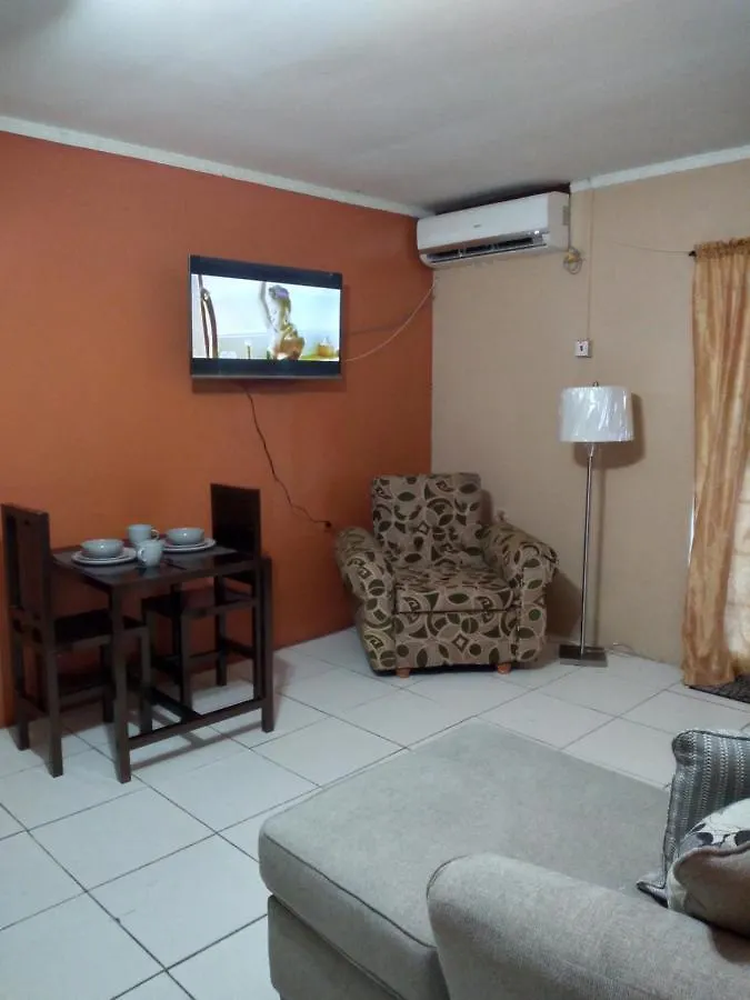 Elle'S B&B San Fernando Trinidad And Tobago